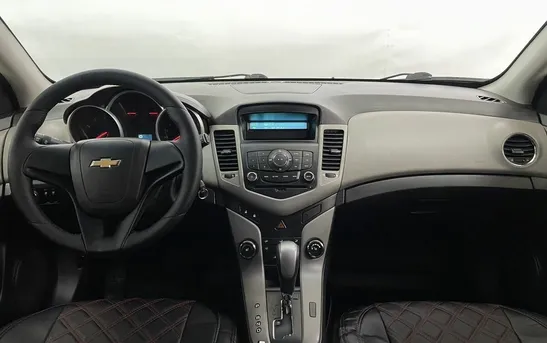 Chevrolet Cruze 1.60 автоматическая, фото №1