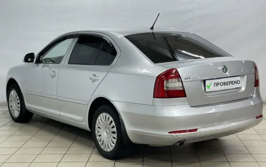 Skoda Octavia 1.60 механика, фото №1