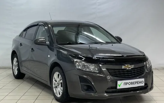 Chevrolet Cruze 1.60 механика, фото №1