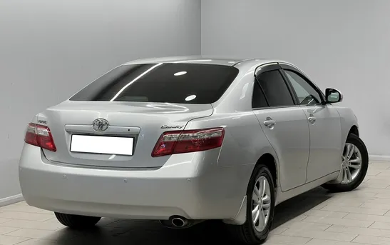 Toyota Camry 2.40 автоматическая, фото №1