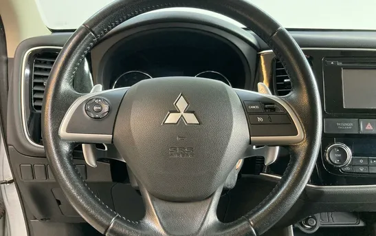 Mitsubishi Outlander 2.40 вариатор, фото №1