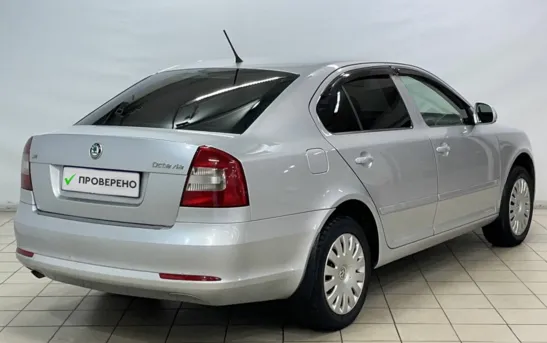 Skoda Octavia 1.60 механика, фото №1