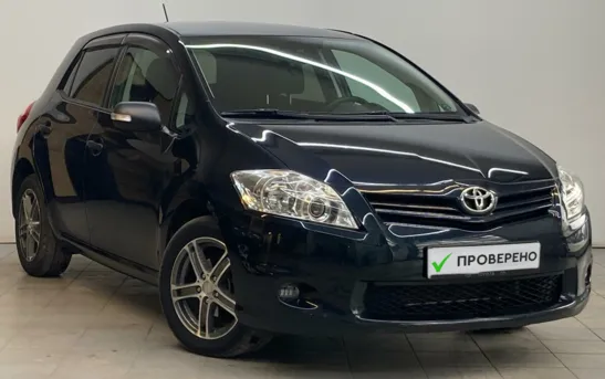 Toyota Auris 1.60 автоматическая, фото №1