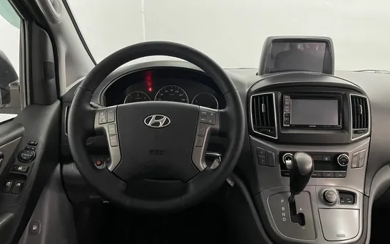 Hyundai Grand Starex 2.50 автоматическая, фото №1