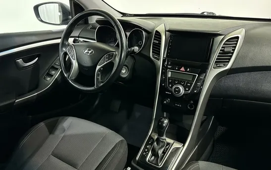 Hyundai i30 1.60 автоматическая, фото №1