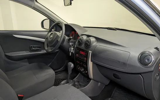 Nissan Almera 1.60 автоматическая, фото №1