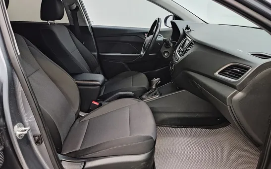 Hyundai Solaris 1.60 автоматическая, фото №1