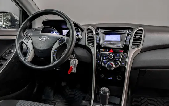 Hyundai i30 1.60 механика, фото №1