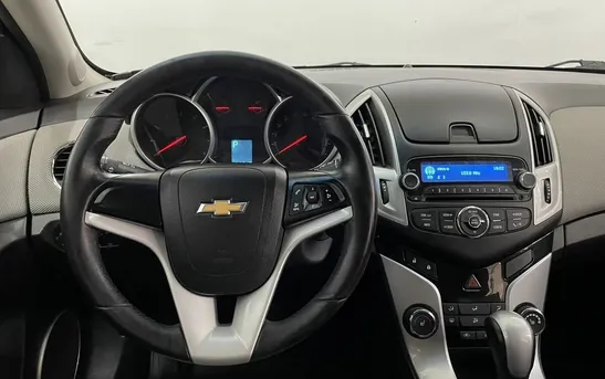 Chevrolet Cruze 1.60 автоматическая, фото №1