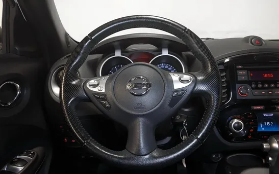 Nissan Juke 1.60 вариатор, фото №1