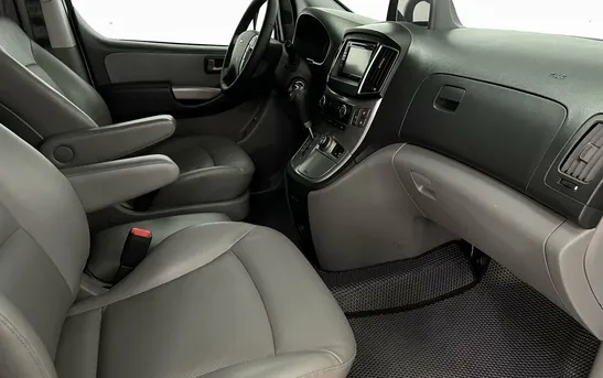 Hyundai Grand Starex 2.50 автоматическая, фото №1