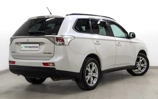 Mitsubishi Outlander 2.40 вариатор, фото №1