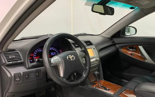 Toyota Camry 2.40 автоматическая, фото №1