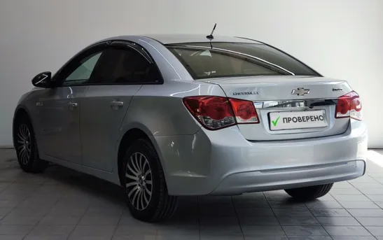 Chevrolet Cruze 1.60 механика, фото №1