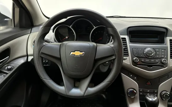 Chevrolet Cruze 1.60 механика, фото №1