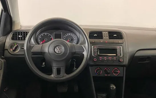 Volkswagen Polo 1.60 автоматическая, фото №1