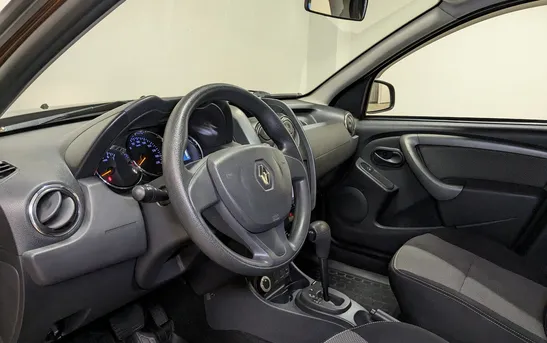 Renault Duster 2.00 автоматическая, фото №1