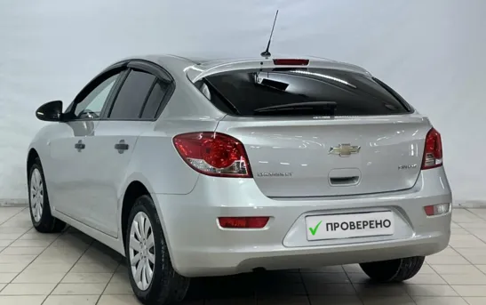 Chevrolet Cruze 1.60 механика, фото №1