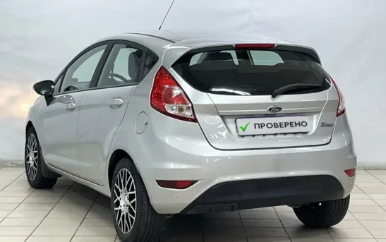 Ford Fiesta 1.60 механика, фото №1