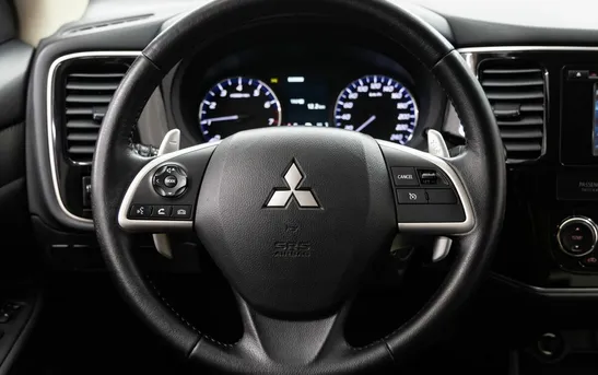 Mitsubishi Outlander 2.40 вариатор, фото №1