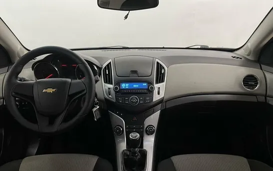 Chevrolet Cruze 1.60 механика, фото №1