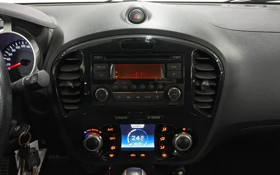 Nissan Juke 1.60 вариатор, фото №1