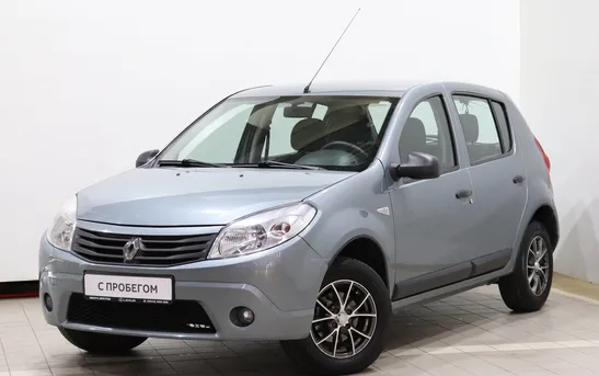 Renault Sandero 1.60 автоматическая, фото №1