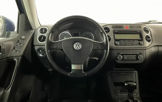 Volkswagen Tiguan 2.00 автоматическая, фото №1