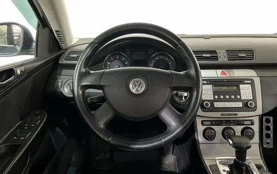 Volkswagen Passat 2.00 автоматическая, фото №1