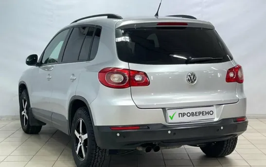 Volkswagen Tiguan 1.40 механика, фото №1