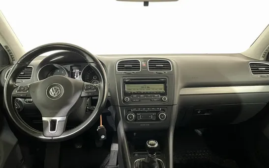 Volkswagen Golf 1.60 механика, фото №1