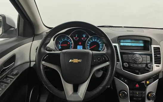 Chevrolet Cruze 1.60 механика, фото №1