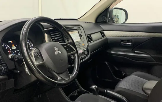 Mitsubishi Outlander 2.00 вариатор, фото №1