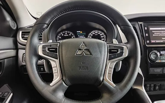 Mitsubishi Pajero Sport 3.00 автоматическая, фото №1