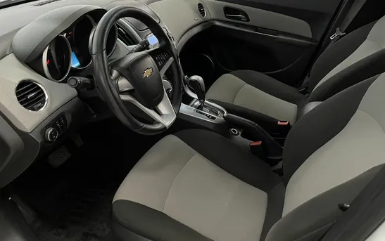 Chevrolet Cruze 1.60 автоматическая, фото №1