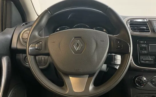 Renault Sandero 1.60 автоматическая, фото №1