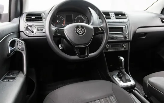 Volkswagen Polo 1.60 автоматическая, фото №1