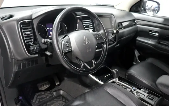 Mitsubishi Outlander 2.40 вариатор, фото №1