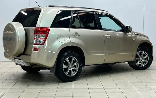 Suzuki Grand Vitara 2.00 автоматическая, фото №1