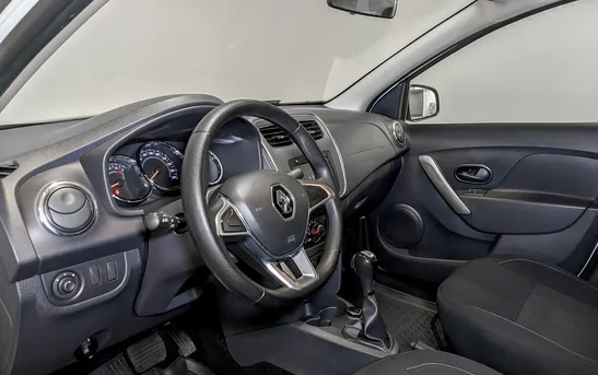 Renault Logan 1.60 автоматическая, фото №1