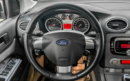 Ford Focus 2.00 автоматическая, фото №1