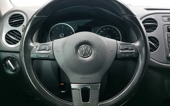 Volkswagen Tiguan 2.00 автоматическая, фото №1