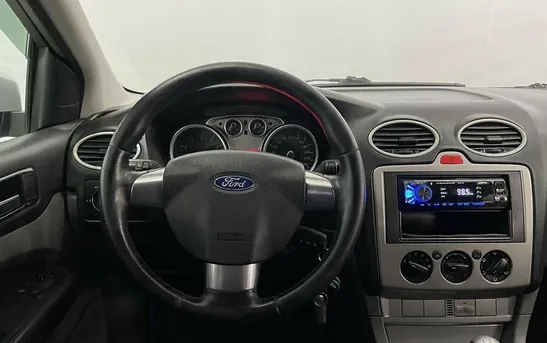 Ford Focus 1.60 механика, фото №1