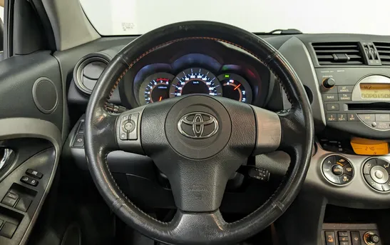 Toyota RAV4 2.00 автоматическая, фото №1