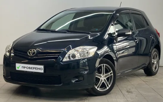 Toyota Auris 1.60 автоматическая, фото №1